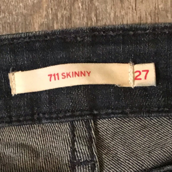 Black tag Levi’s skinny size 27 - Picture 4 of 5